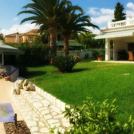 Breeze Boutique Guest Rooms, Marbella Nocleg ze śniadaniem 4*