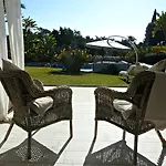 Breeze Boutique Guest Rooms, Marbella