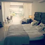 Breeze Boutique Guest Rooms, Marbella 4*