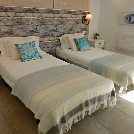 Breeze Boutique Guest Rooms, Marbella Bed & Breakfast 4*
