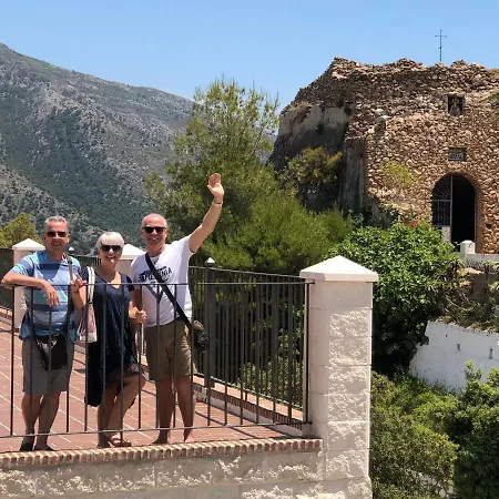 Breeze Boutique Guest Rooms, Marbella ベッド・アンド・ブレックファスト Sitio de Calahonda