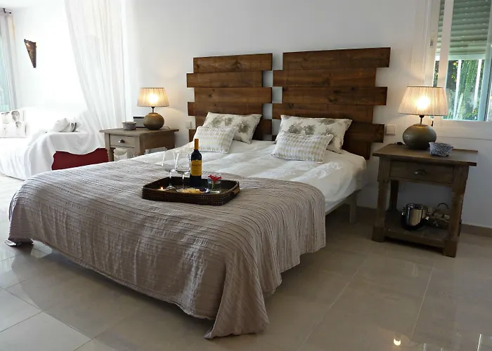 Breeze Boutique Guest Rooms, Marbella 4*