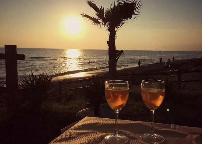 Bed and Breakfast Breeze Boutique Guest Rooms, Marbella 4*