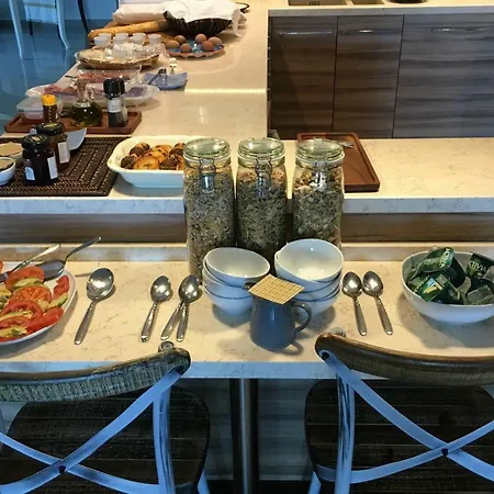 住宿加早餐酒店 Breeze Boutique Guest Rooms, Marbella 4*