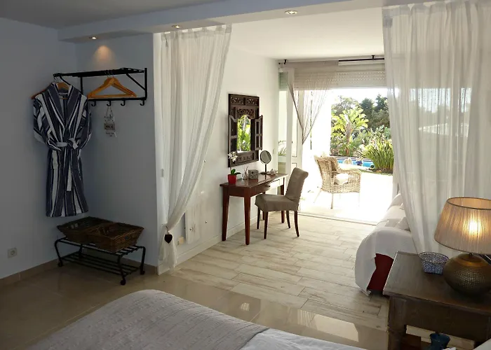 Couette-café Breeze Boutique Guest Rooms, Marbella