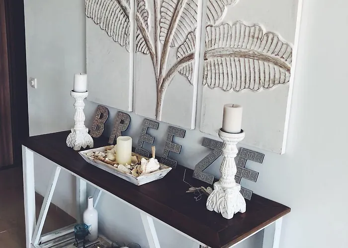 فندق مبيت وإفطار Breeze Boutique Guest Rooms, Marbella 4*
